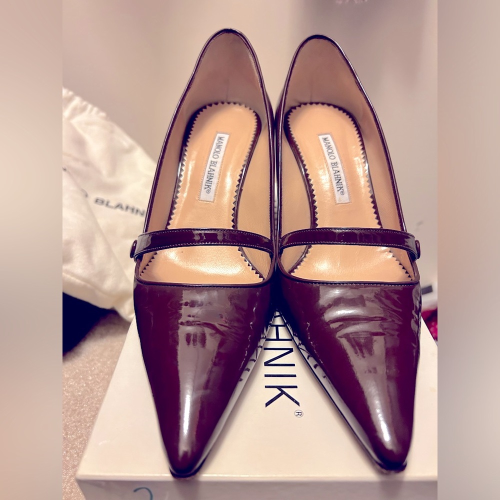 Manolo Blahnik Brown Patent Mary Jane Heels - size 39.5